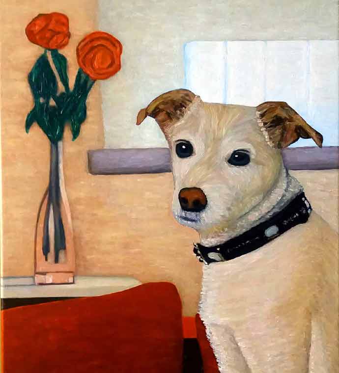 El perro Kenny junto a un jarrón con 3 rosas como ejemplo de retratos de perros por encargo